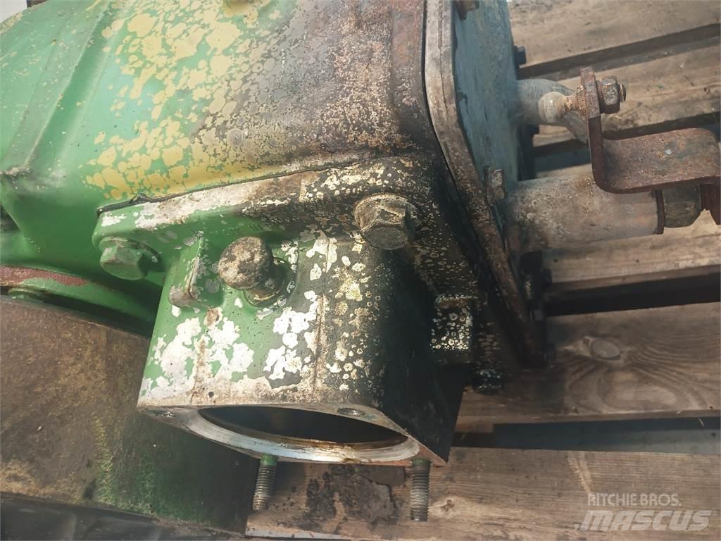 John Deere 2066 Trasmissione