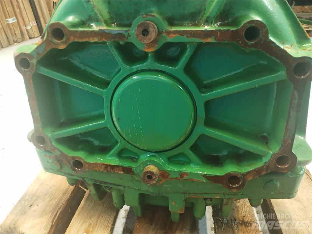 John Deere 2066 Accessori per mietitrebbiatrici