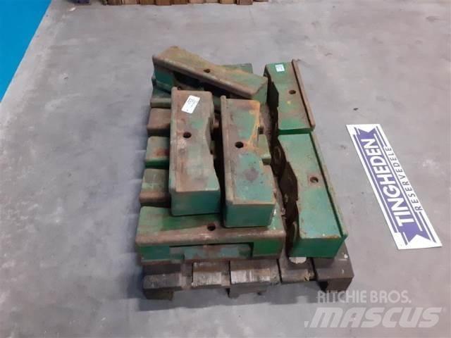 John Deere 2140 Zavorre anteriori