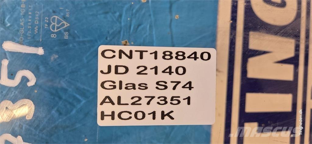 John Deere 2140 Cabine e interni