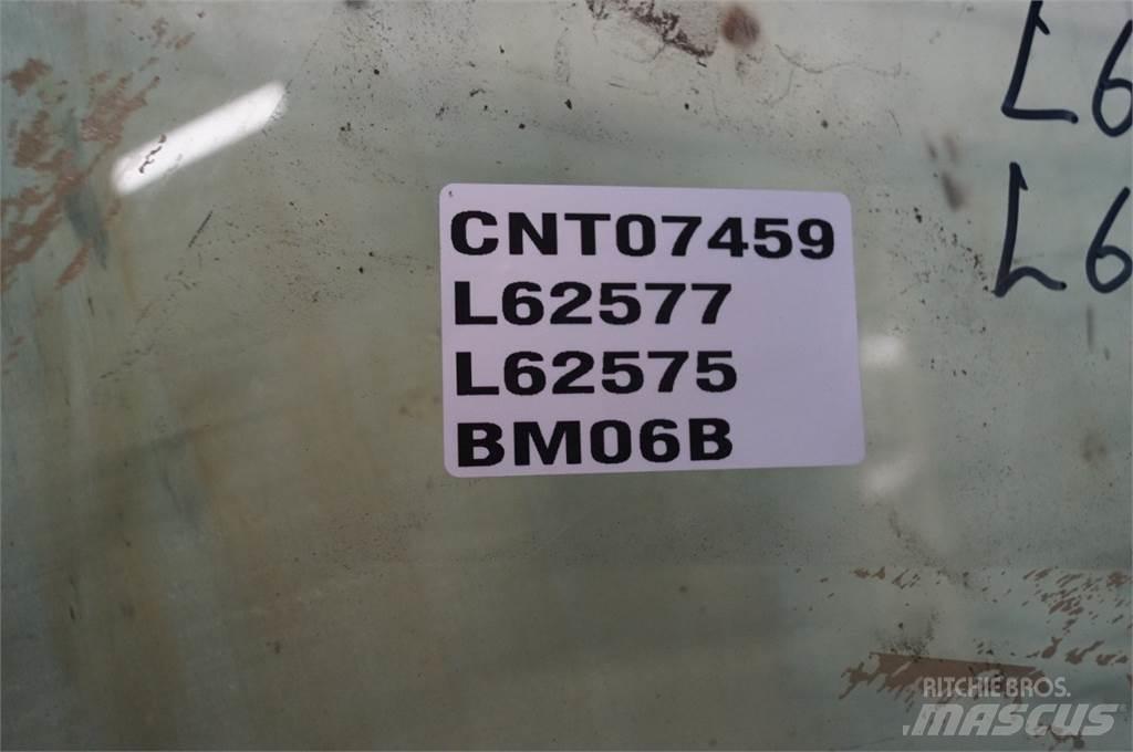 John Deere 2250 Cabine e interni
