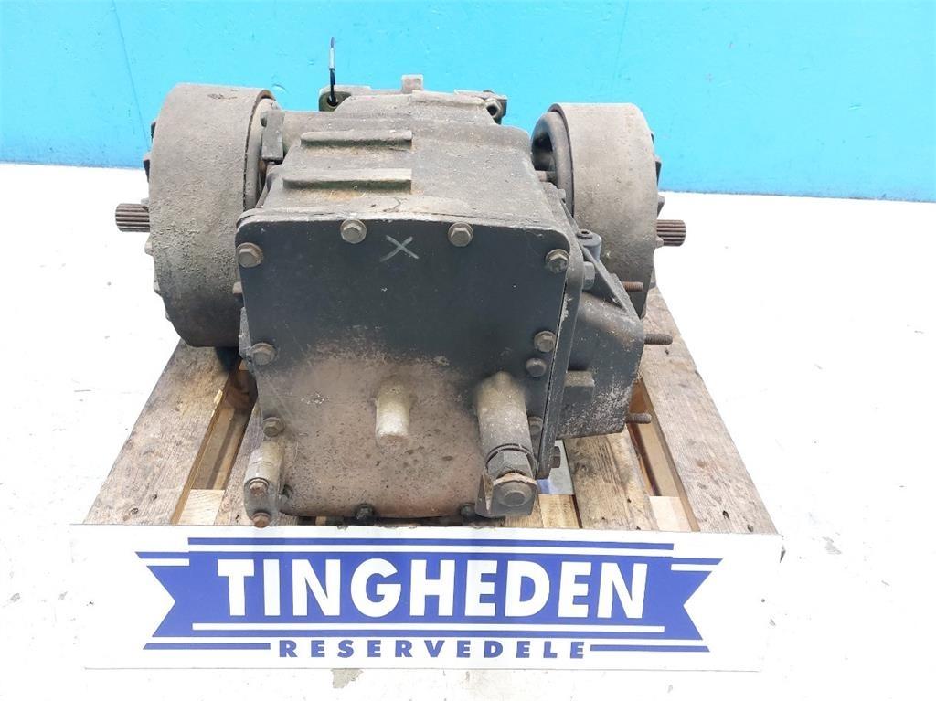 John Deere 2254 Trasmissione