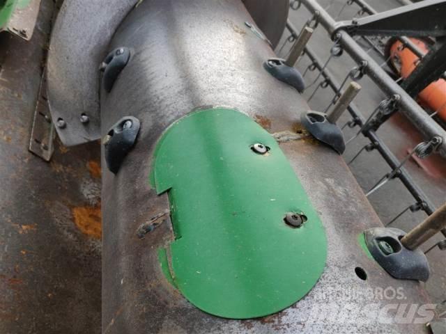 John Deere 25 Accessori per mietitrebbiatrici