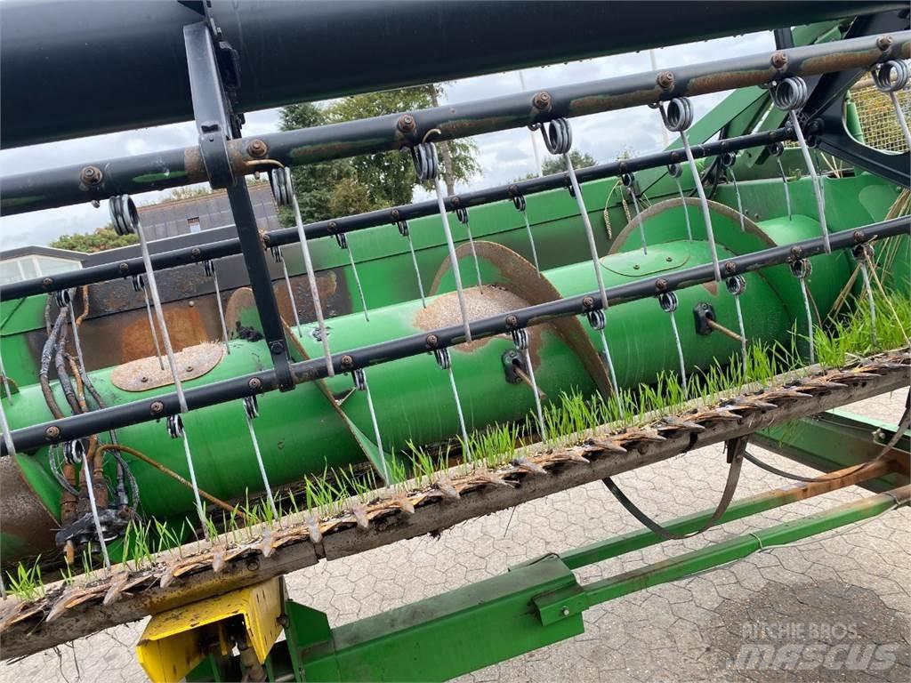 John Deere 25 Accessori per mietitrebbiatrici
