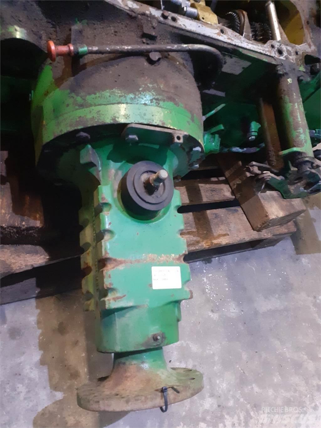John Deere 3040 Trasmissione