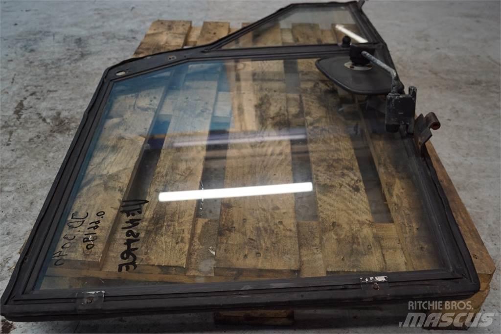 John Deere 3040 Cabine e interni