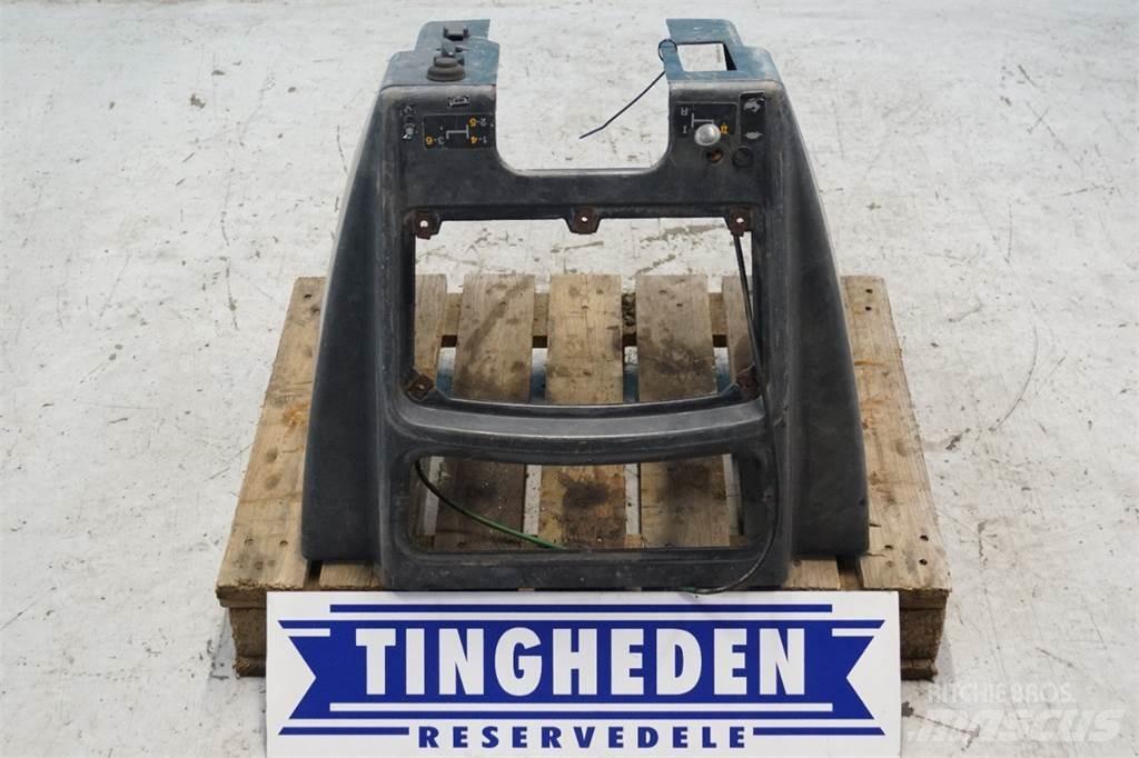 John Deere 3140 Cabine e interni