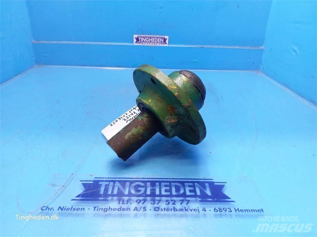 John Deere 332 Assi