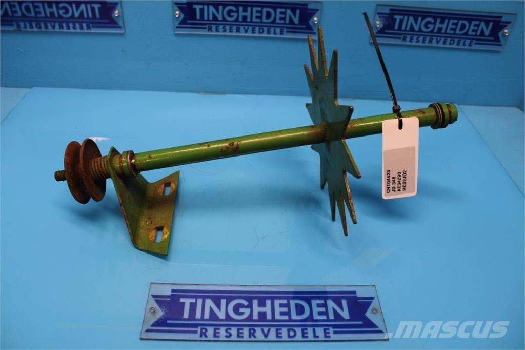 John Deere 348 Pinze per balle