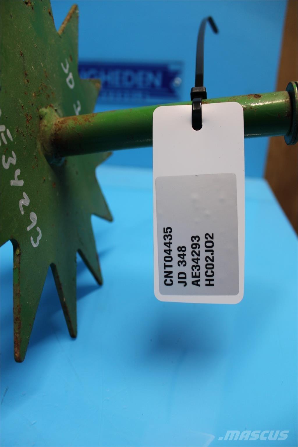 John Deere 348 Pinze per balle
