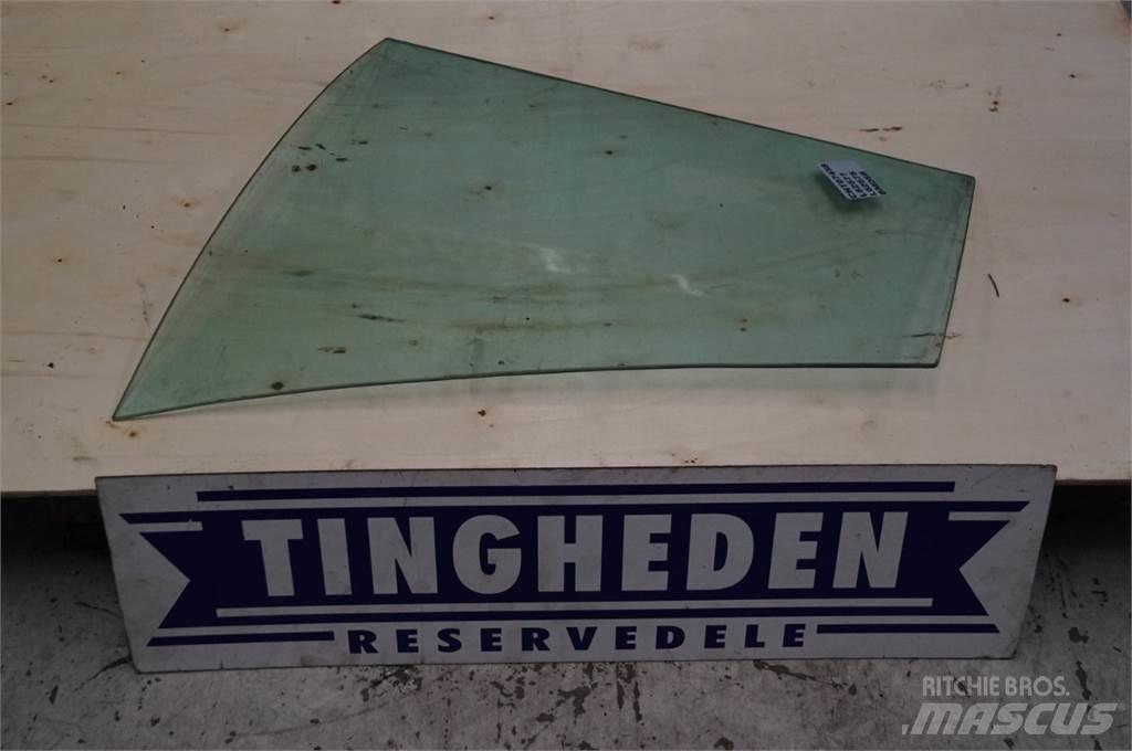 John Deere 3640 Cabine e interni