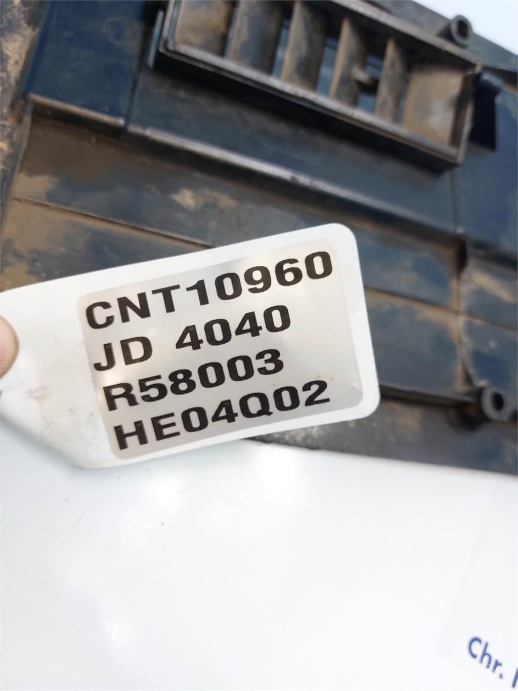 John Deere 4040 Cabine e interni