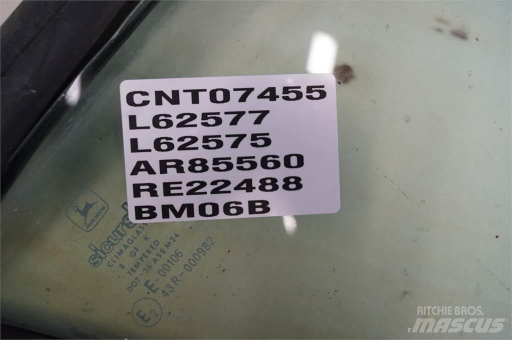 John Deere 4240 Cabine e interni