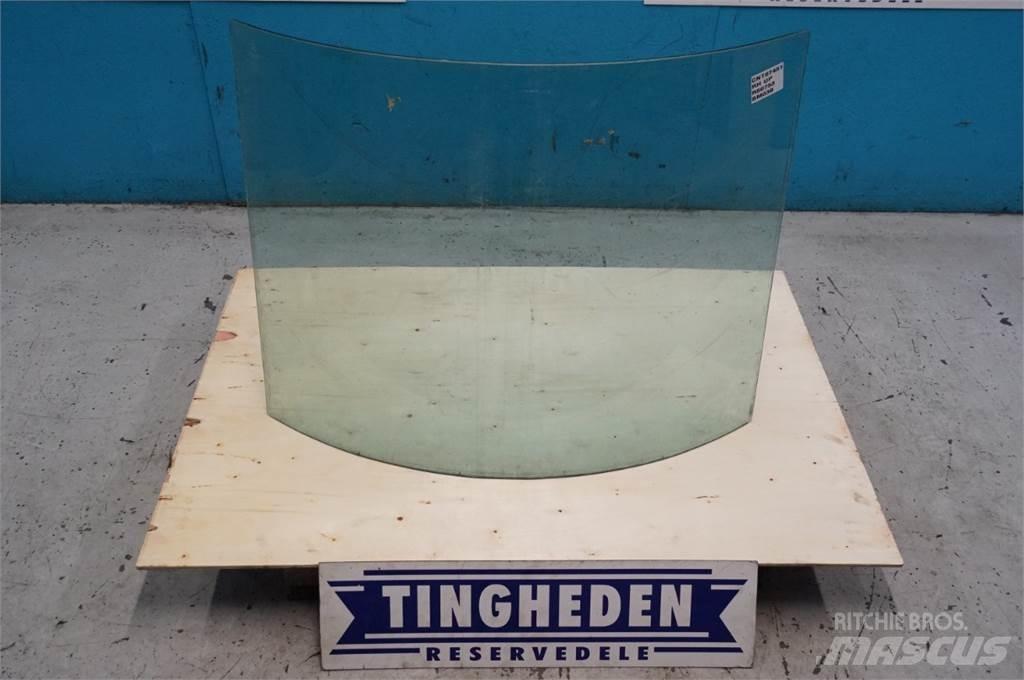 John Deere 4650 Cabine e interni