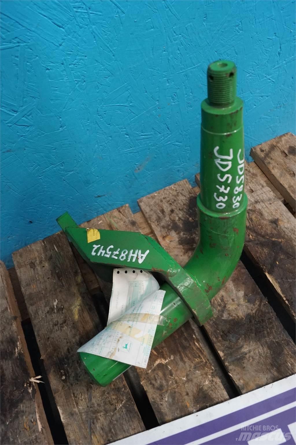 John Deere 5830 Accessori per macchine da fieno e foraggio