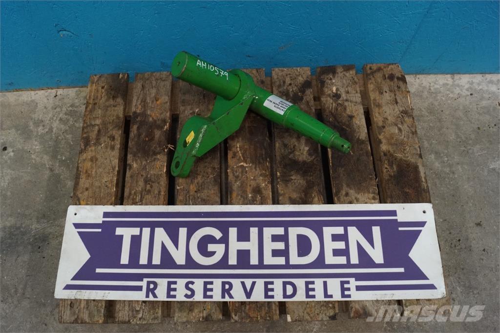 John Deere 5830 Accessori per macchine da fieno e foraggio