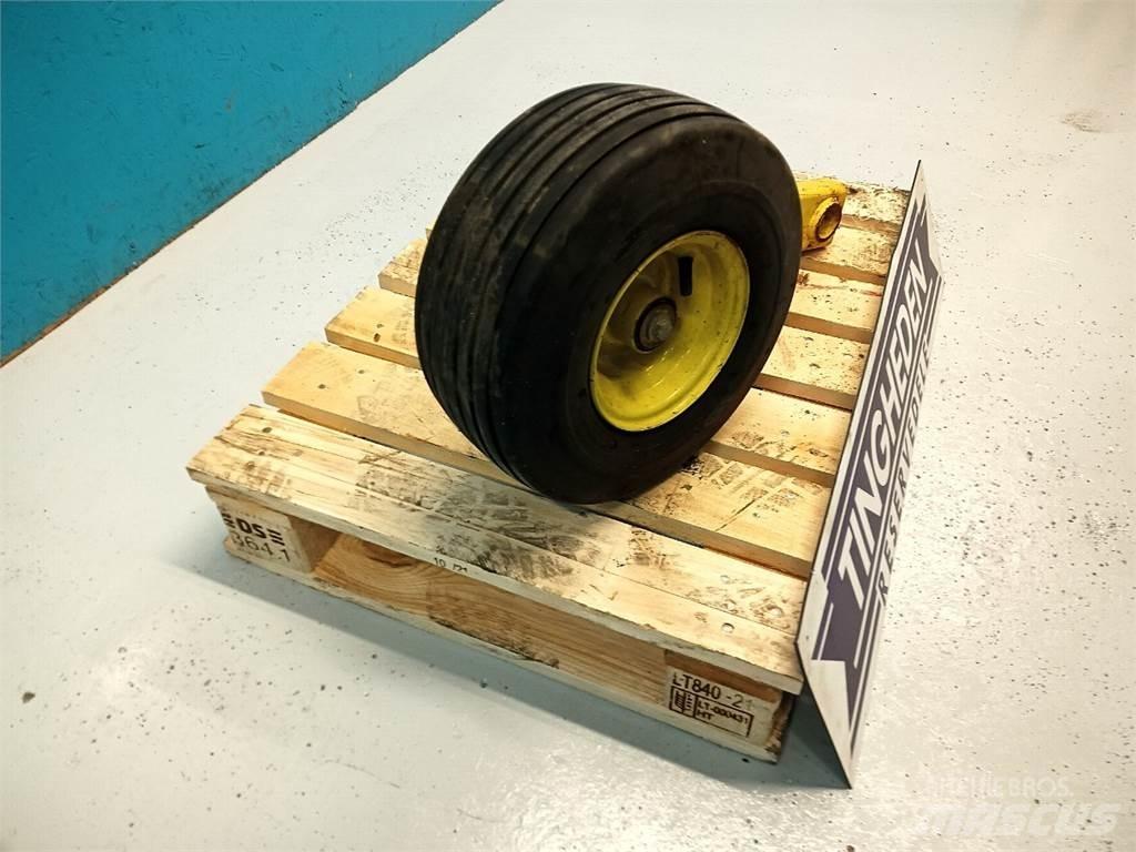 John Deere 592 Assi