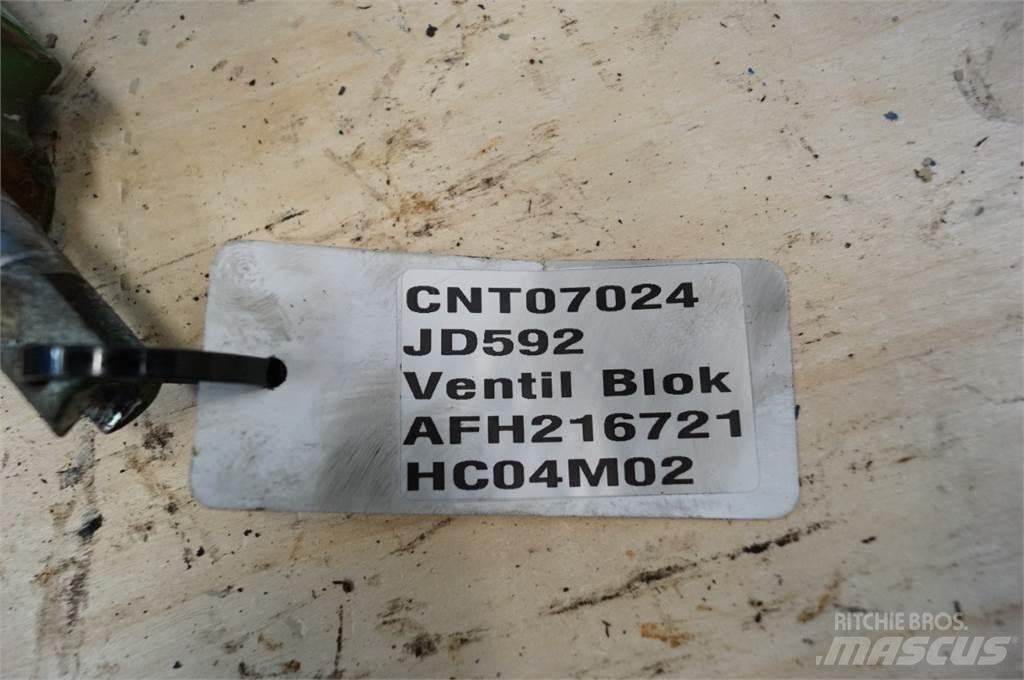 John Deere 592 Componenti idrauliche