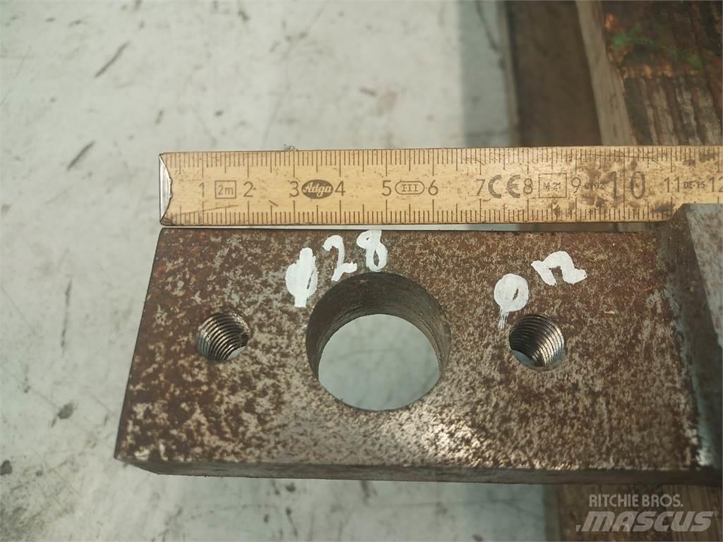 John Deere 7400 Accessori per macchine da fieno e foraggio
