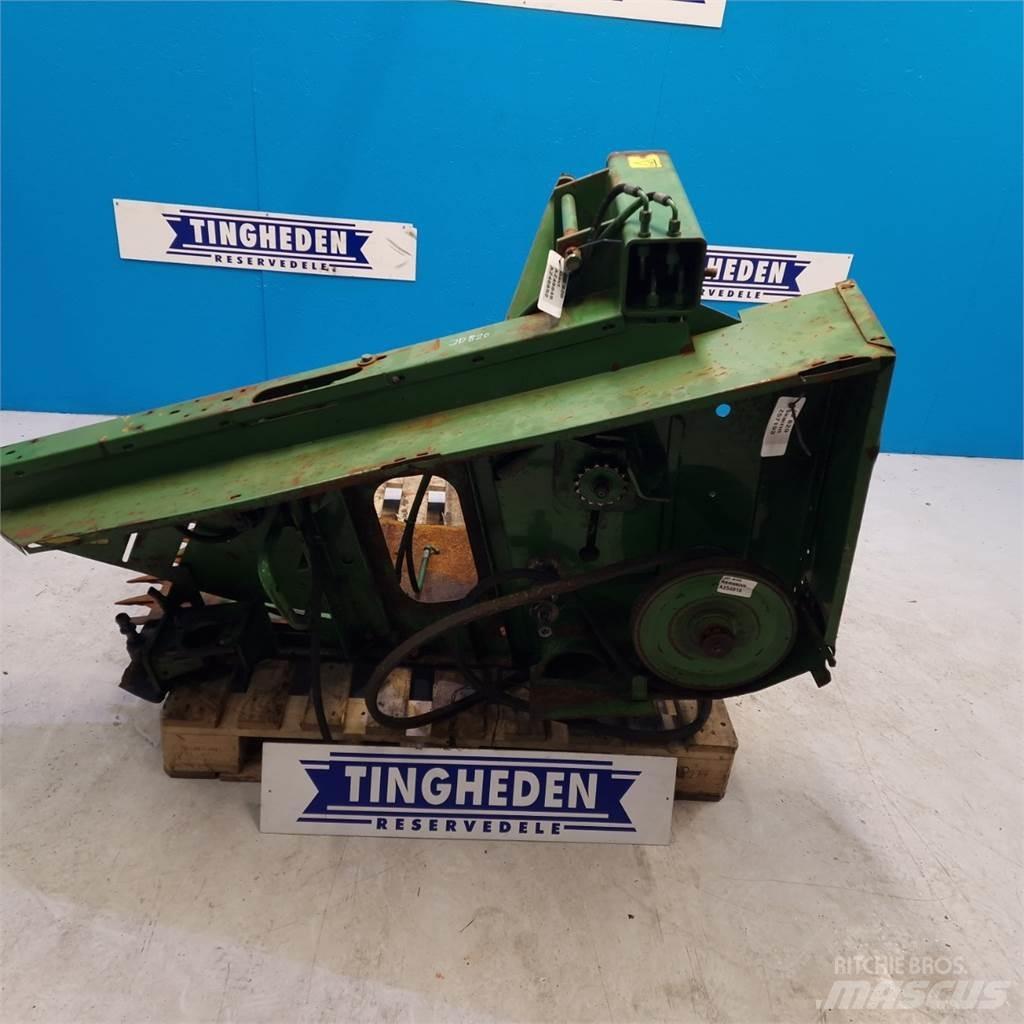 John Deere 820 Accessori per mietitrebbiatrici