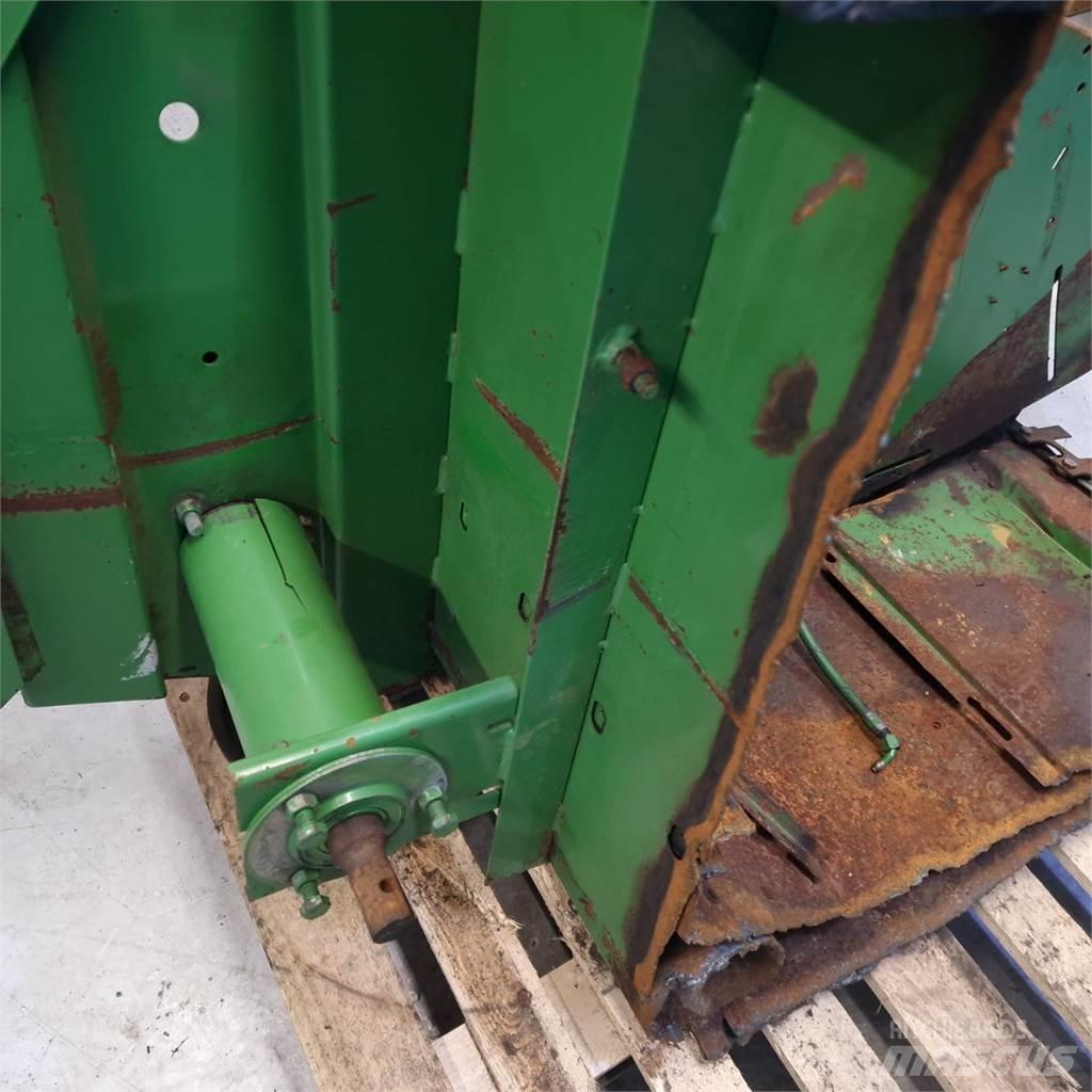 John Deere 820 Accessori per mietitrebbiatrici