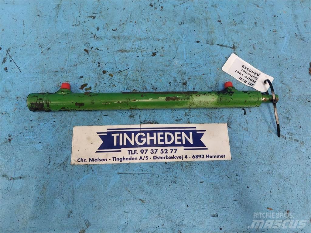 John Deere 820 Accessori per mietitrebbiatrici
