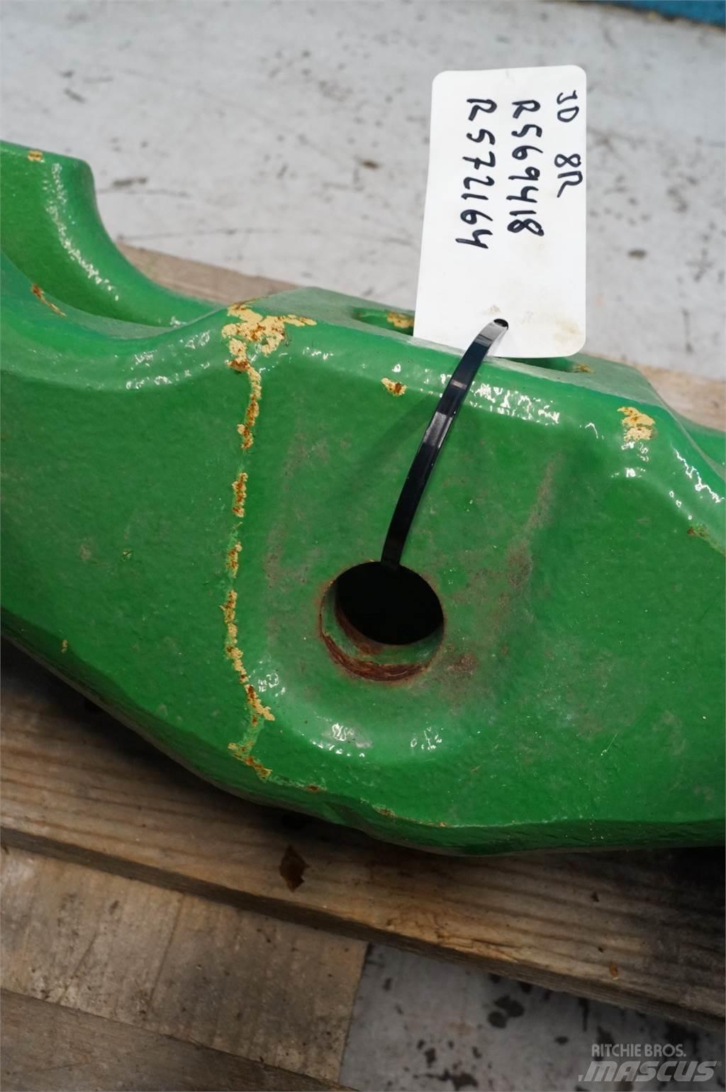 John Deere 8R Zavorre anteriori