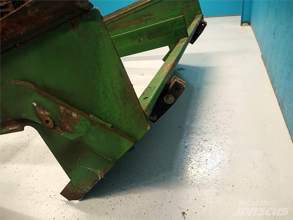 John Deere 9540 Spargisabbia e spargisale