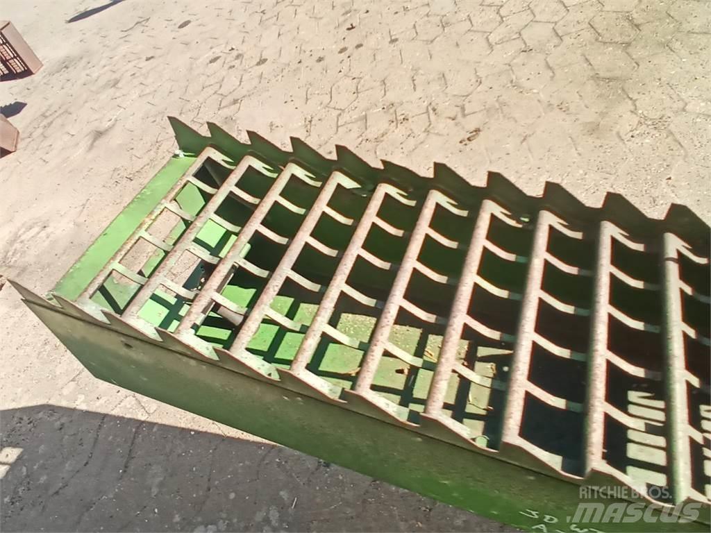 John Deere 9540 Accessori per mietitrebbiatrici