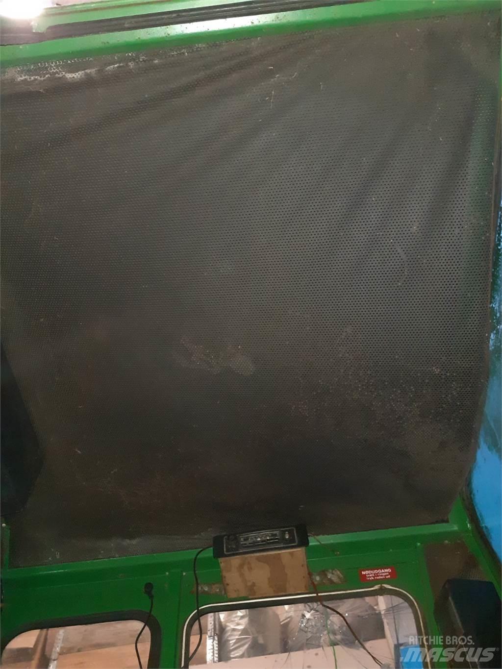 John Deere 955 Cabine e interni