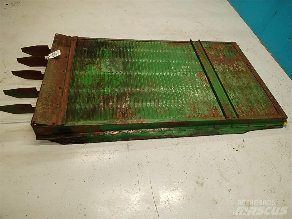 John Deere 955 Spargisabbia e spargisale