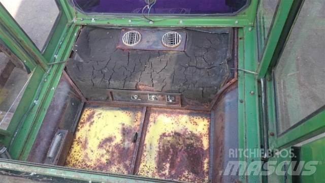 John Deere 975 Cabine e interni