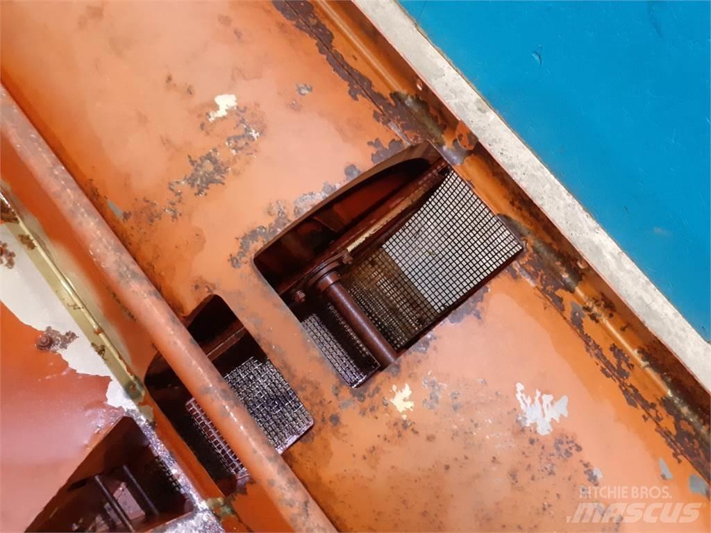 Laverda 3650 Spargisabbia e spargisale