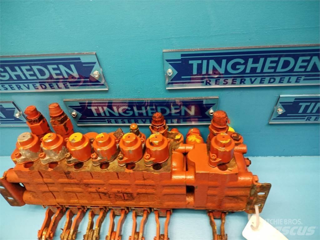 Laverda 3650 Componenti idrauliche