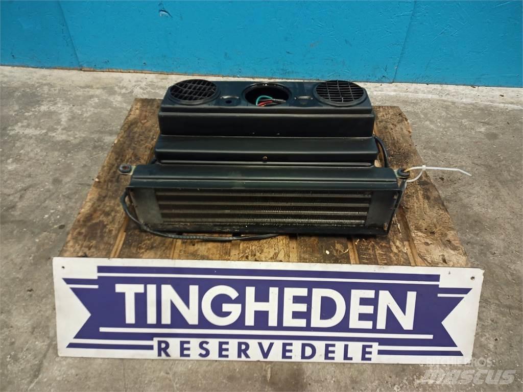 Laverda 3650 Cabine e interni