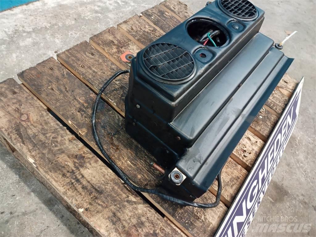 Laverda 3650 Cabine e interni