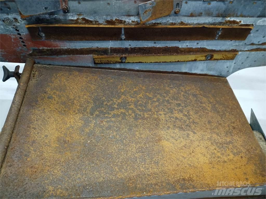 Laverda 3650 Spargisabbia e spargisale