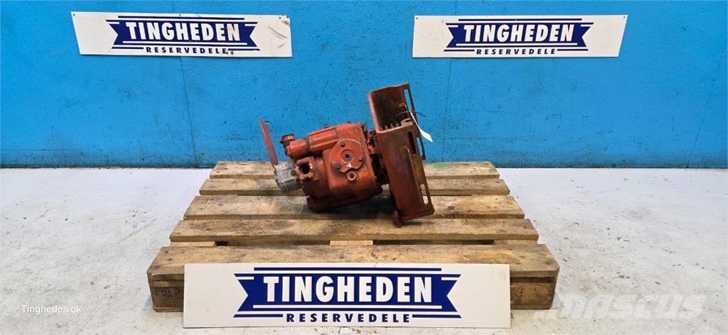 Laverda 3750 Componenti idrauliche