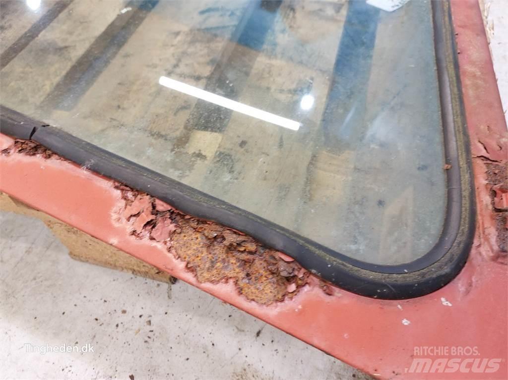 Laverda 3790 Cabine e interni