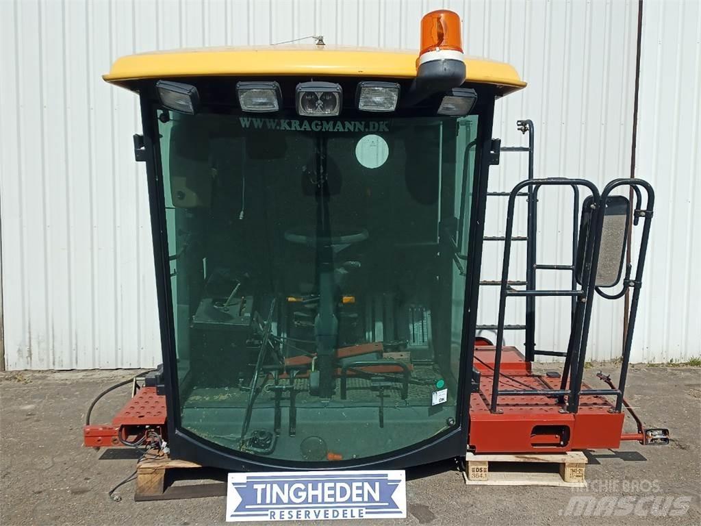 Laverda 624 Cabine e interni