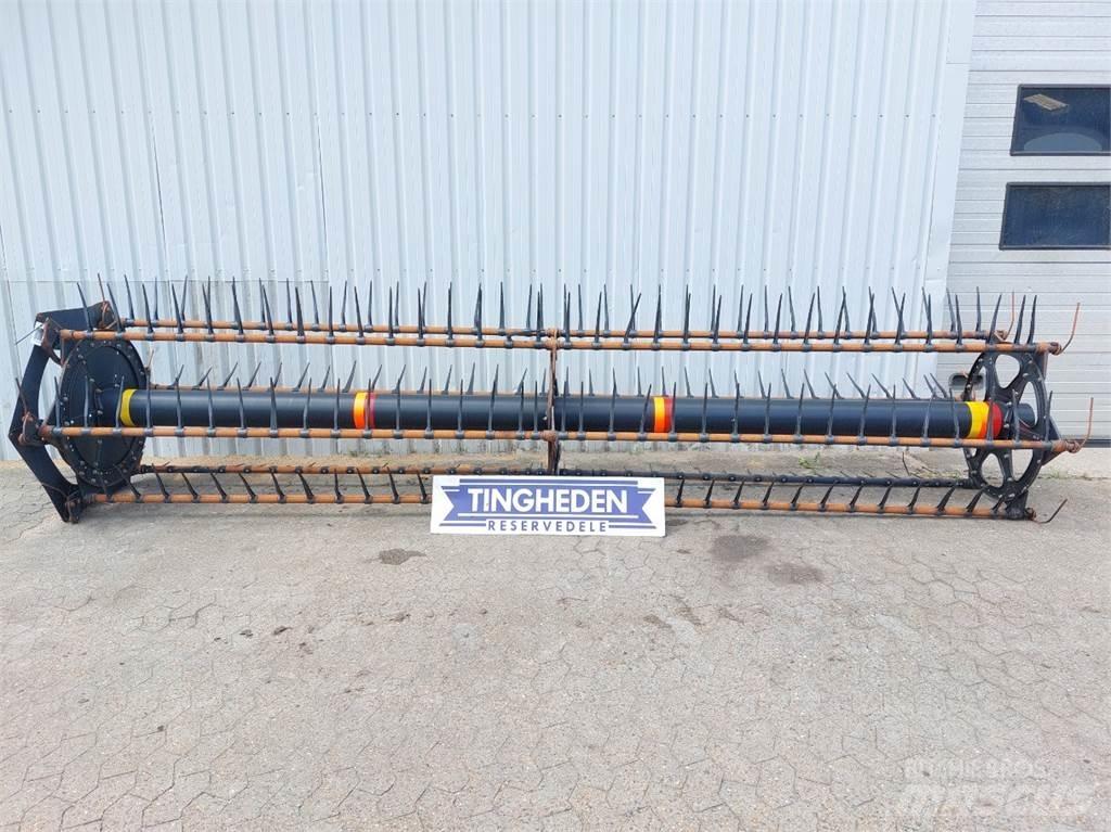 MacDon D60 Accessori per mietitrebbiatrici