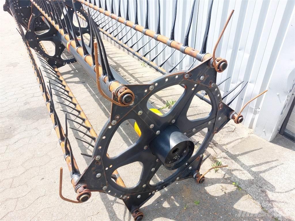 MacDon D60 Accessori per mietitrebbiatrici