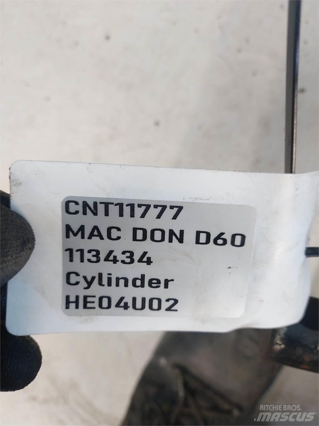 MacDon D60 Accessori per mietitrebbiatrici