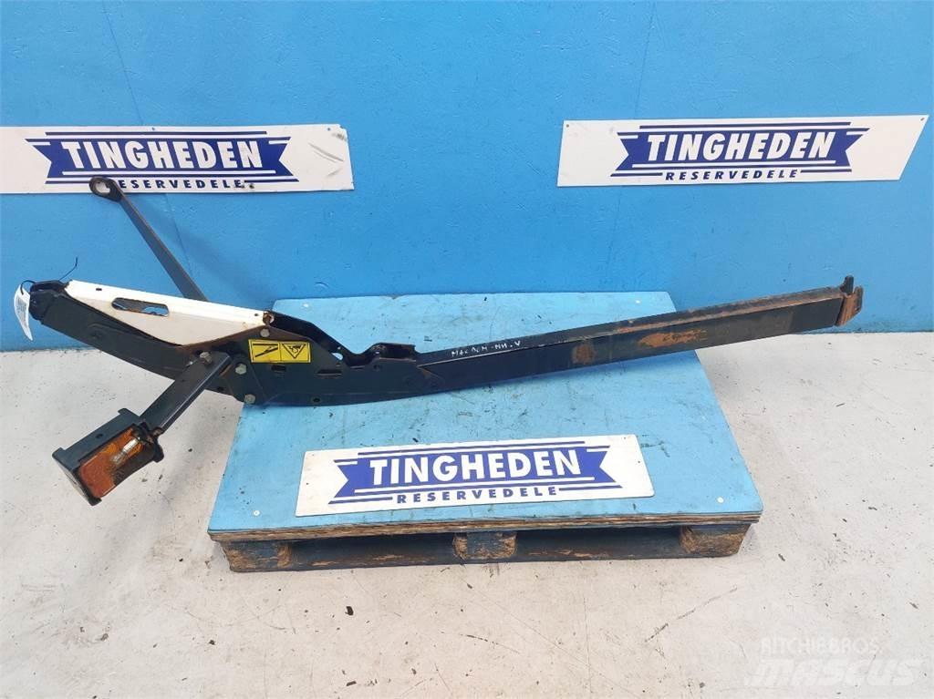 MacDon D60 Accessori per mietitrebbiatrici