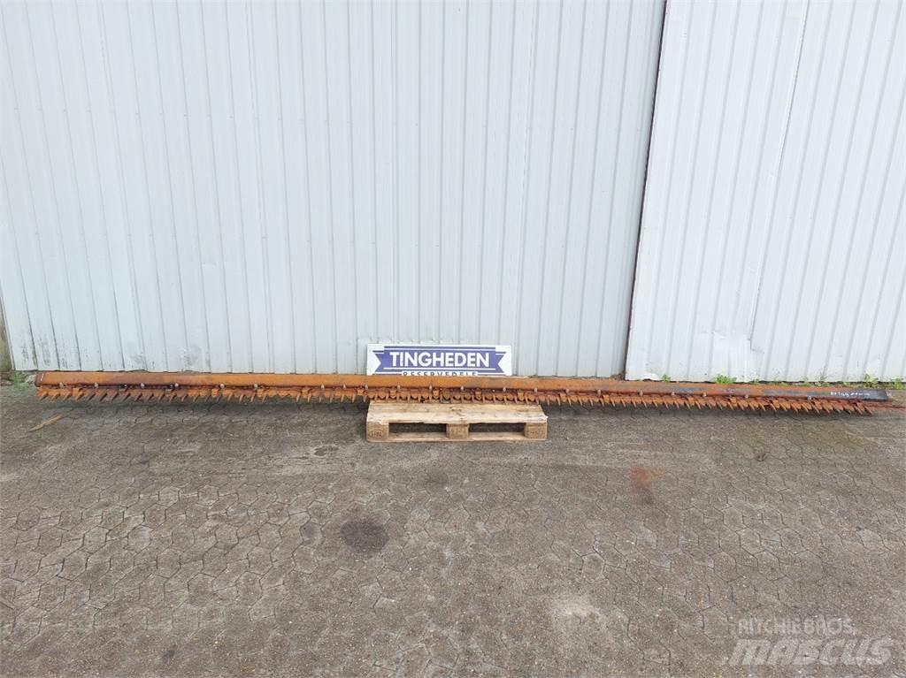 MacDon D60 Accessori per mietitrebbiatrici