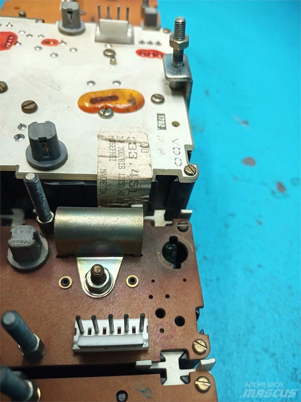  Manometer VDO Componenti elettroniche