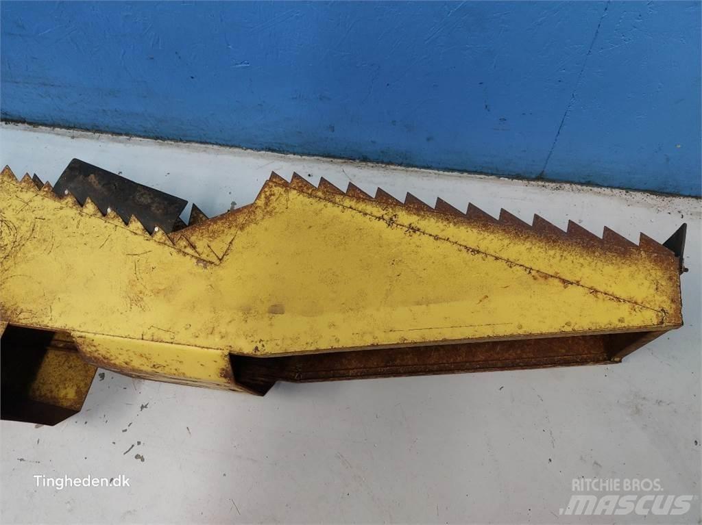 New Holland 1530 Accessori per mietitrebbiatrici