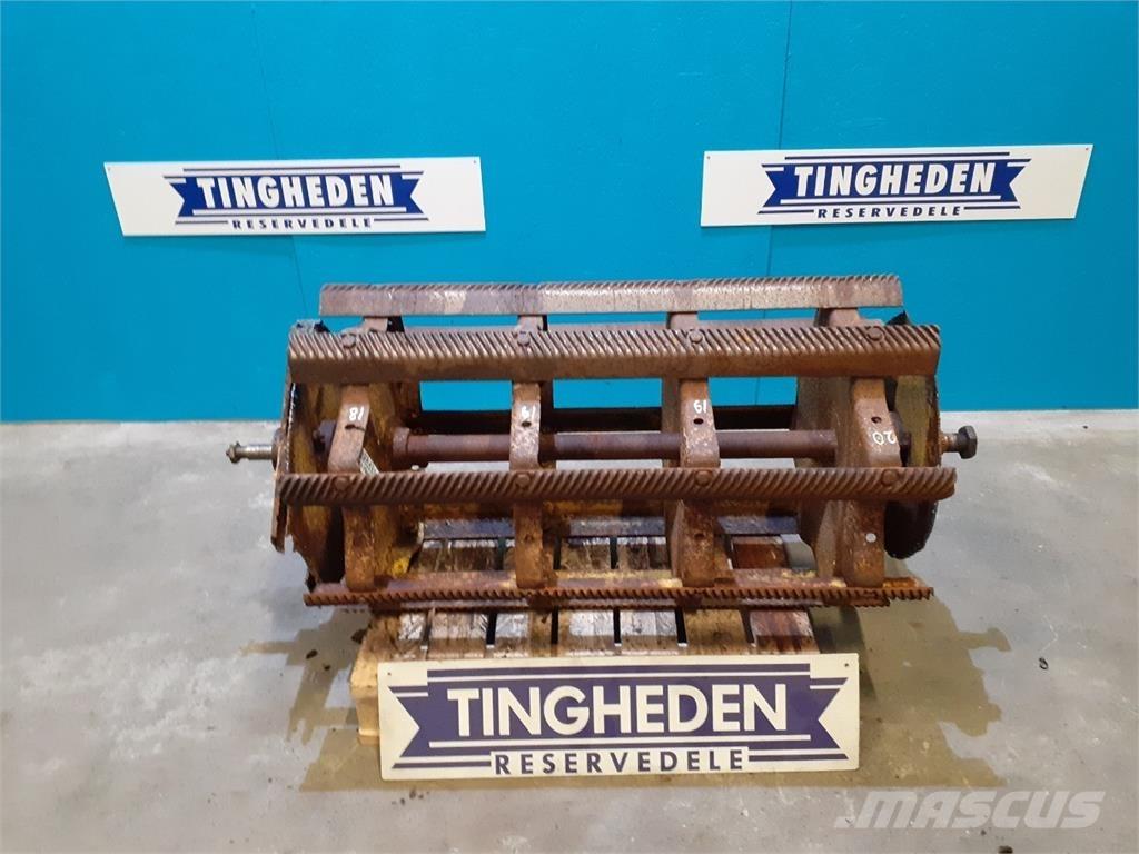 New Holland 1540 Accessori per mietitrebbiatrici