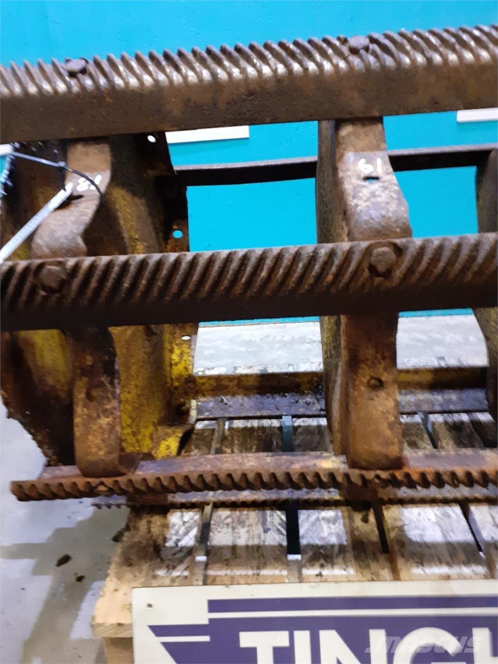 New Holland 1540 Accessori per mietitrebbiatrici