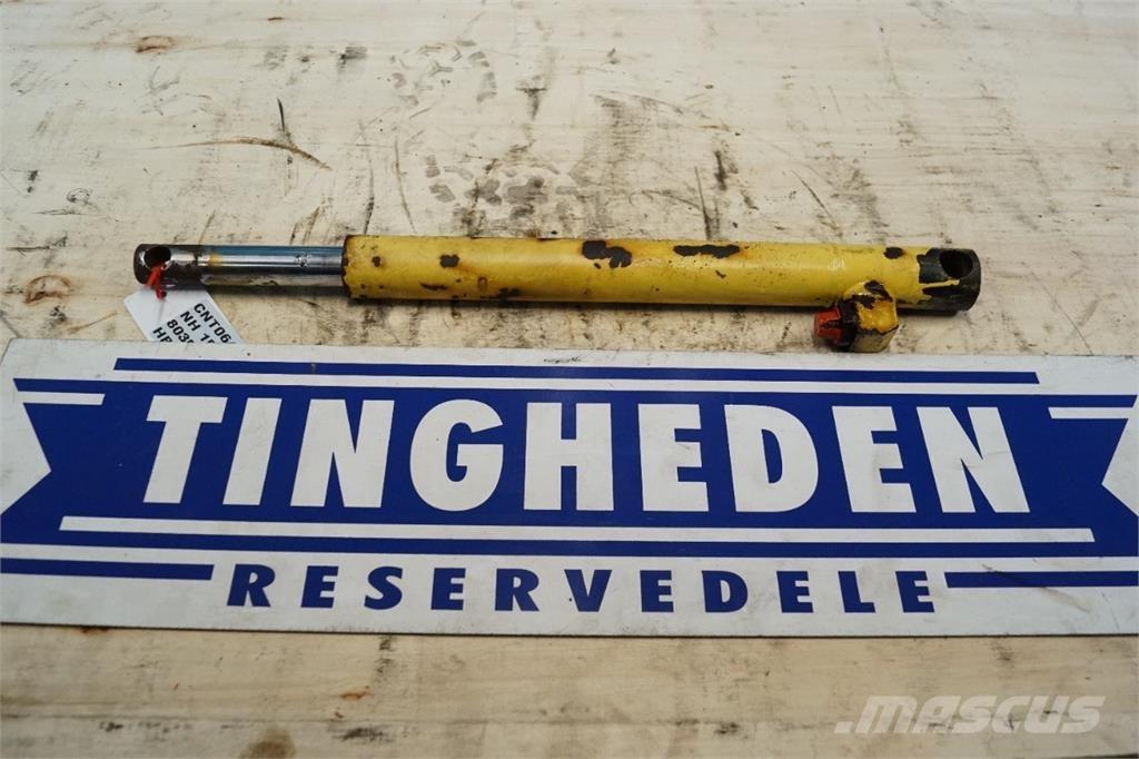 New Holland 1550 Accessori per mietitrebbiatrici